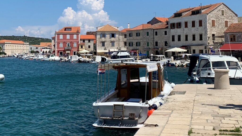 Hvar bezienswaardigheden 3 weken eilandhoppen door Kroatië Vakantie Kroatië Stari Grad, Hvar